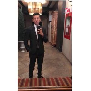 Meet your Posher, Manuel